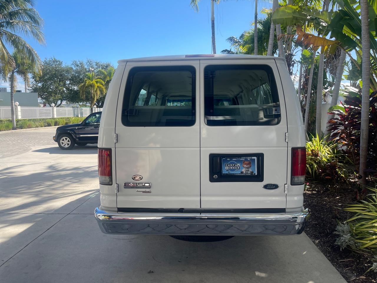 2006 Ford Econoline Wagon XLT LOW MILES 76,470 E350 15 PASS Pompano Beach FL