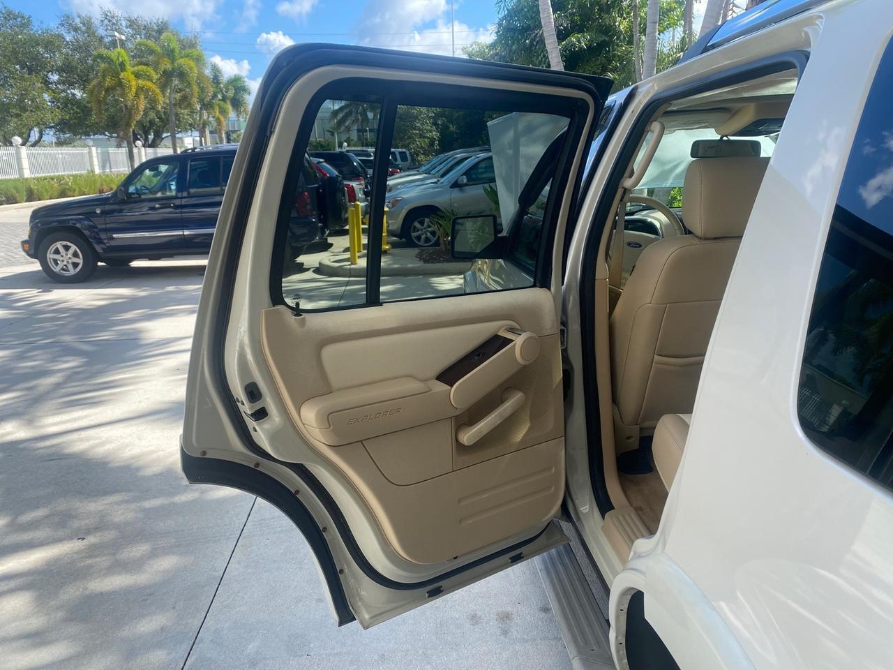 2006 Ford Explorer Limited LOW MILES 58,581 Pompano Beach FL