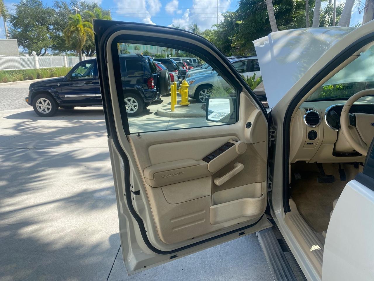 2006 Ford Explorer Limited LOW MILES 58,581 Pompano Beach FL