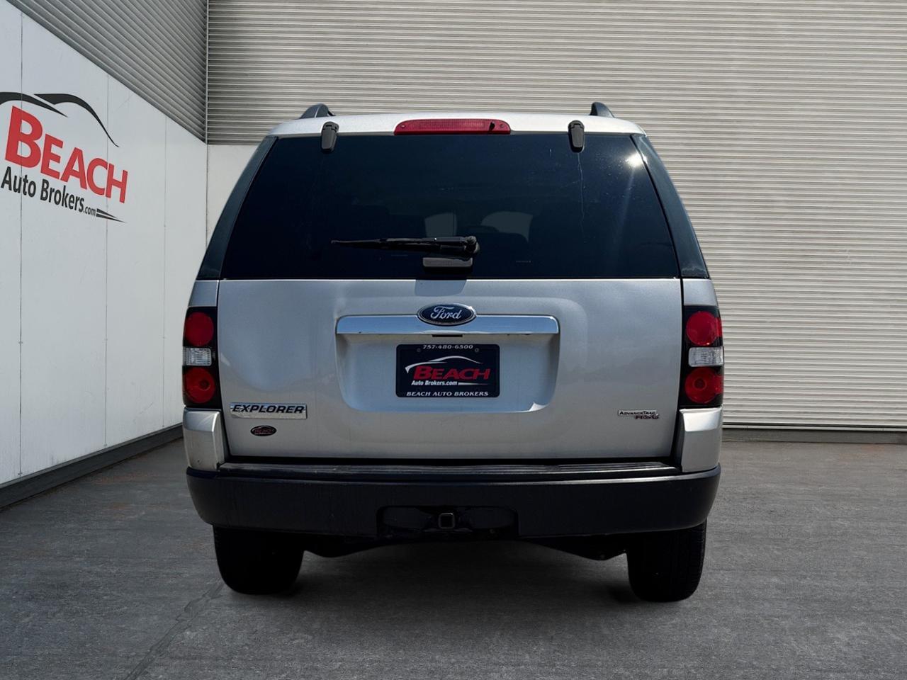2006 Ford Explorer XLS, 4X4, TOWING PACKAGE, ROOF RAILS, CRUISE CONTROL, POWER WINDOWS, POWER LOCKS, COME SEE THIS EXPLORER! Norfolk VA