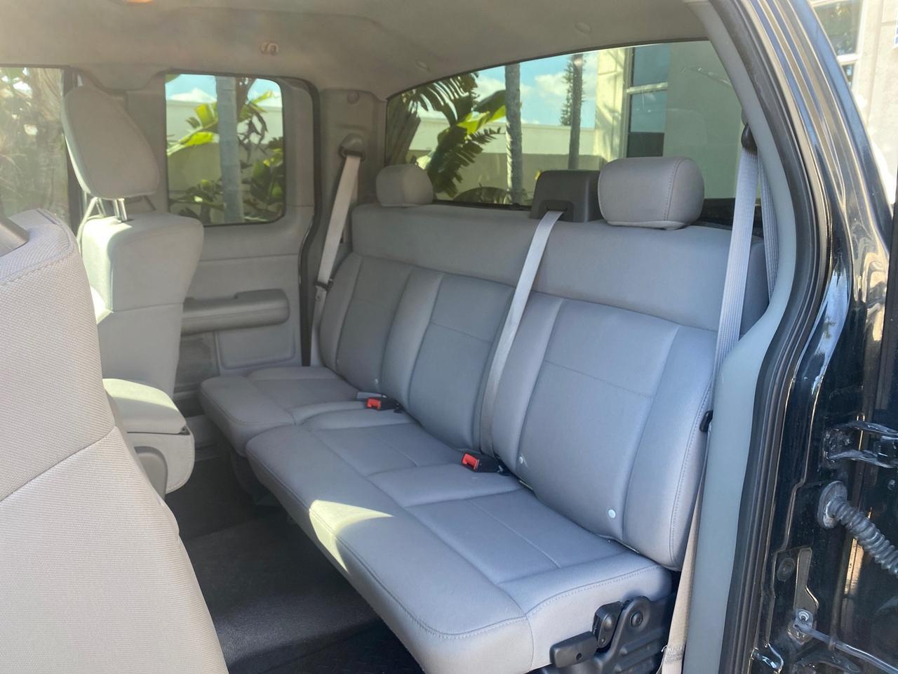 2006 Ford F-150 STX 4 DOOR LOW MILES 92,223 Pompano Beach FL