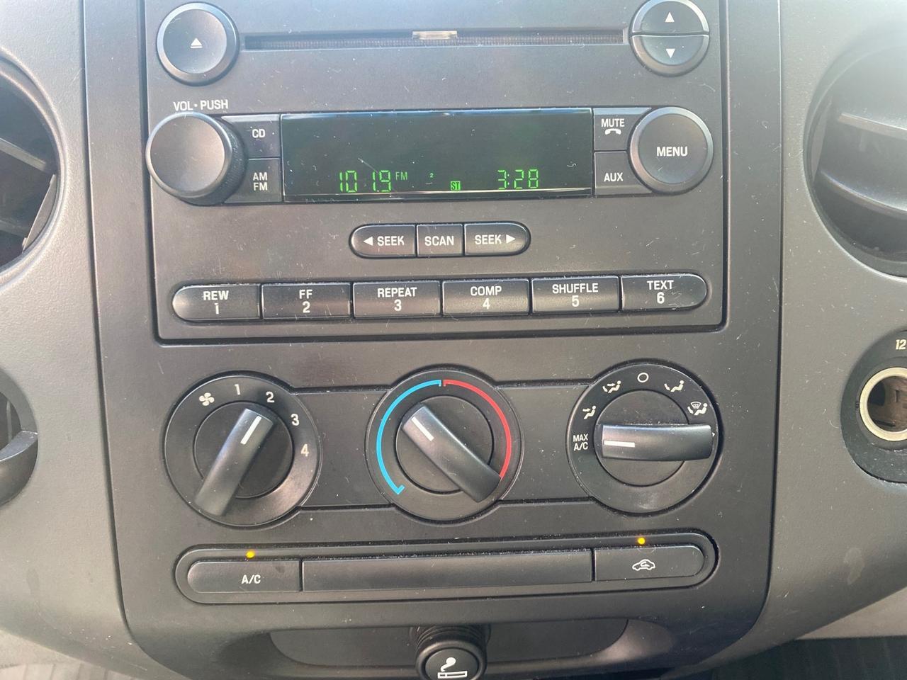 2006 Ford F-150 STX 4 DOOR LOW MILES 92,223 Pompano Beach FL