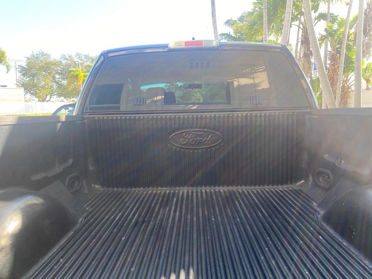 2006 Ford F-150 STX 4 DOOR LOW MILES 92,223 Pompano Beach FL