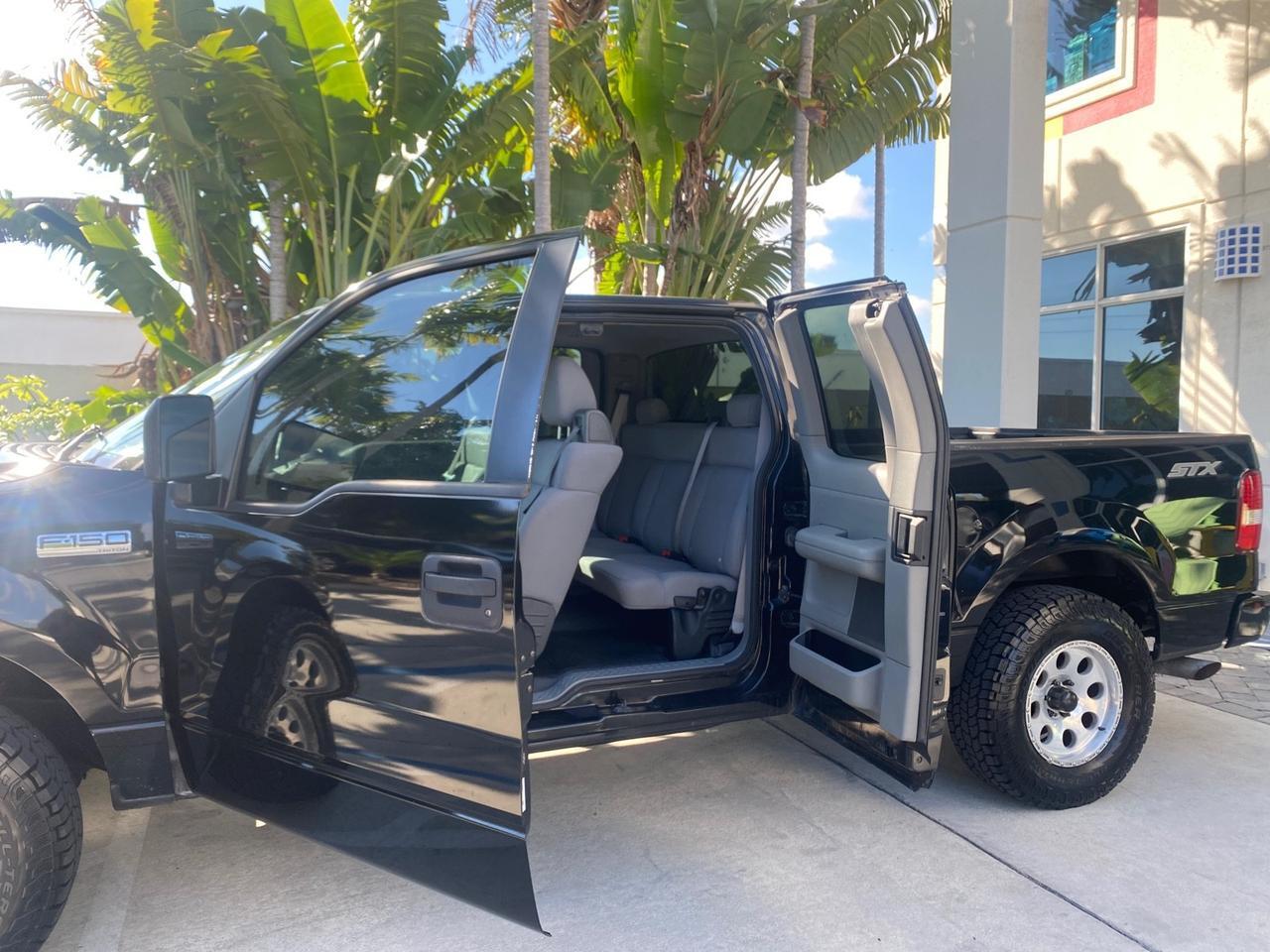 2006 Ford F-150 STX 4 DOOR LOW MILES 92,223 Pompano Beach FL