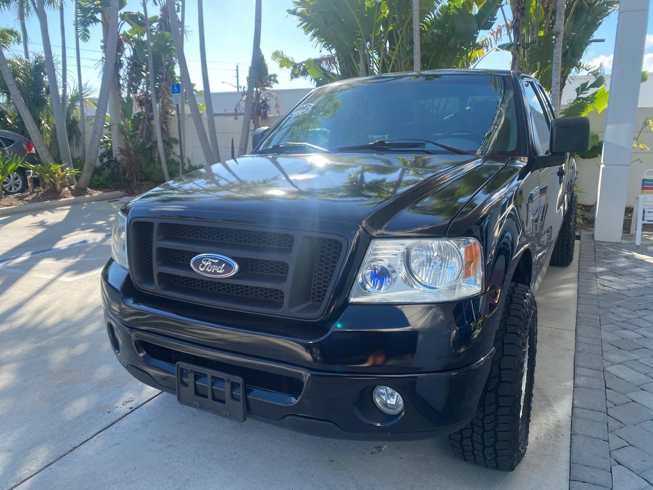 2006 Ford F-150 STX 4 DOOR LOW MILES 92,223 Pompano Beach FL