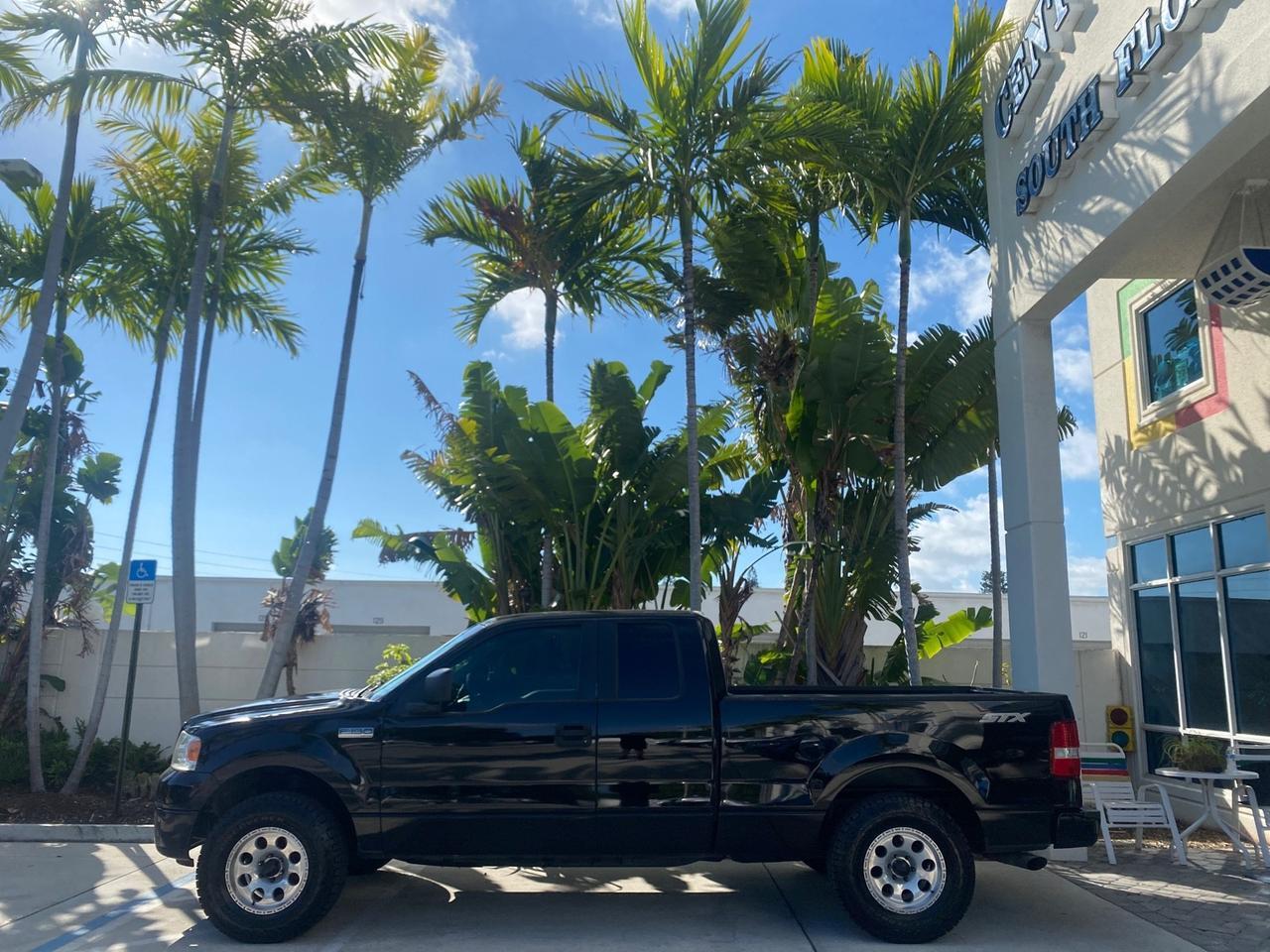 2006 Ford F-150 STX 4 DOOR LOW MILES 92,223 Pompano Beach FL