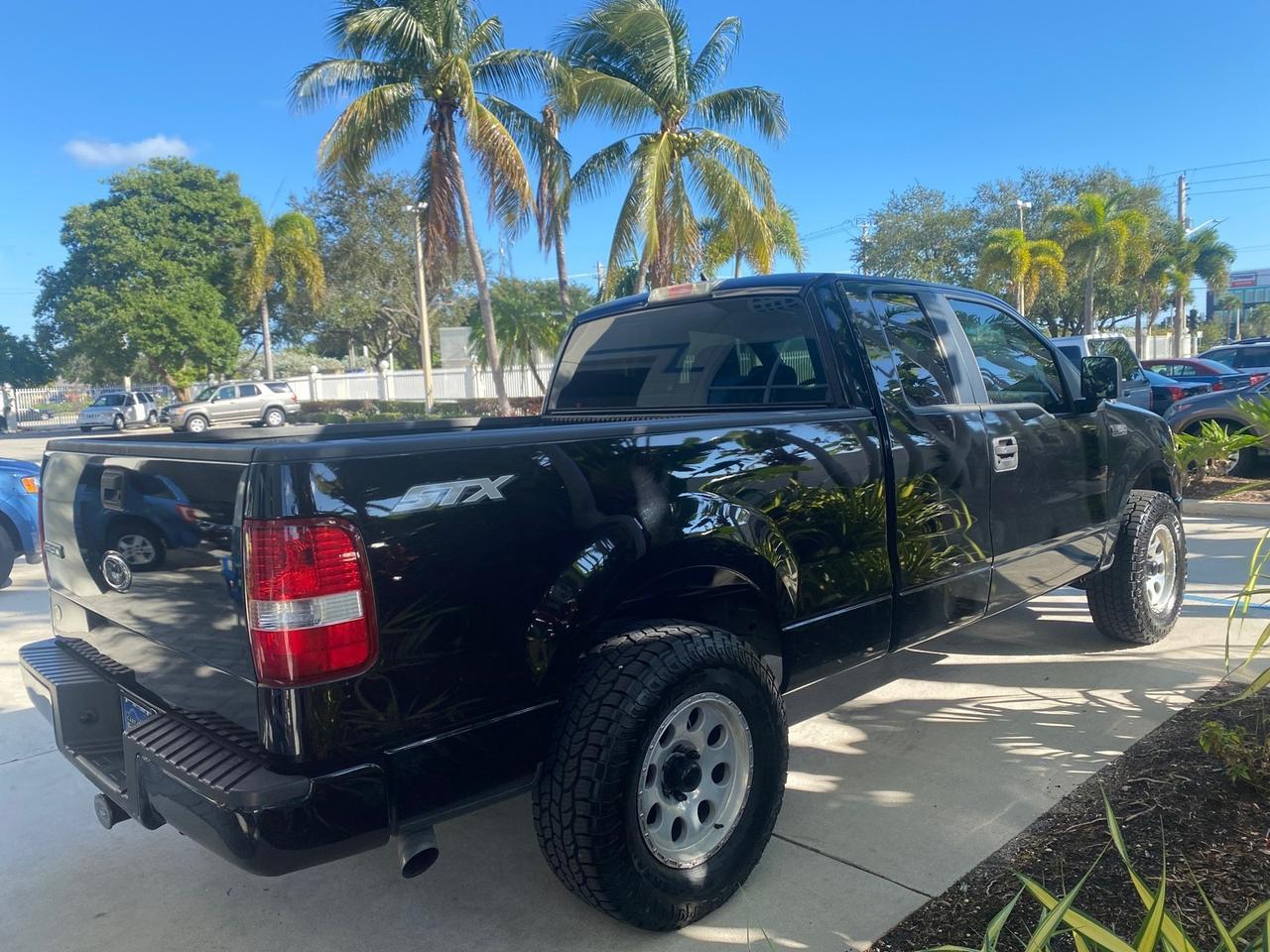 2006 Ford F-150 STX 4 DOOR LOW MILES 92,223 Pompano Beach FL