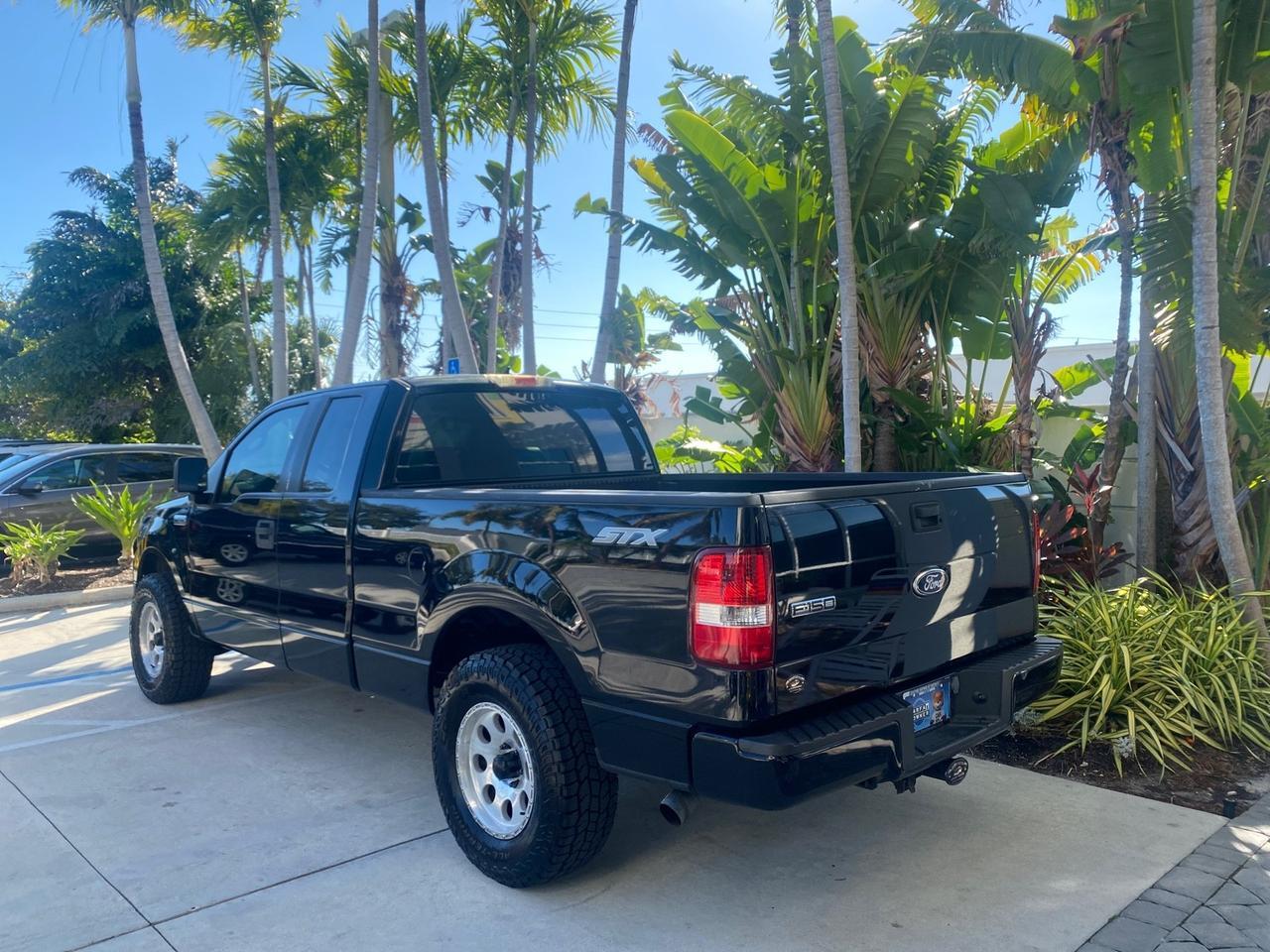 2006 Ford F-150 STX 4 DOOR LOW MILES 92,223 Pompano Beach FL