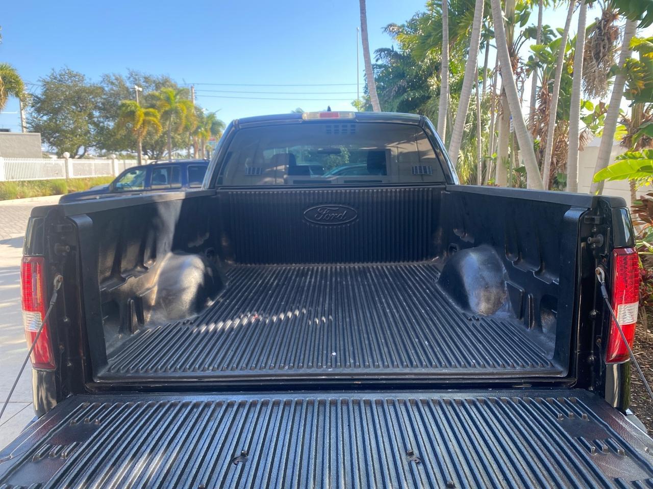2006 Ford F-150 STX 4 DOOR LOW MILES 92,223 Pompano Beach FL