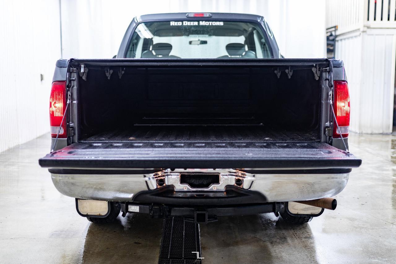 2006 Ford F-250 4x4 Super Cab XLT Red Deer AB