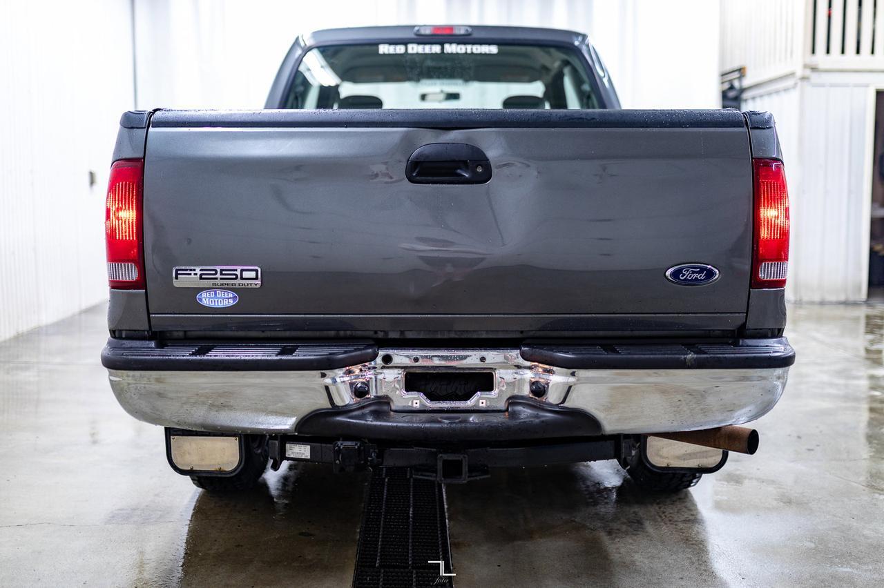 2006 Ford F-250 4x4 Super Cab XLT Red Deer AB