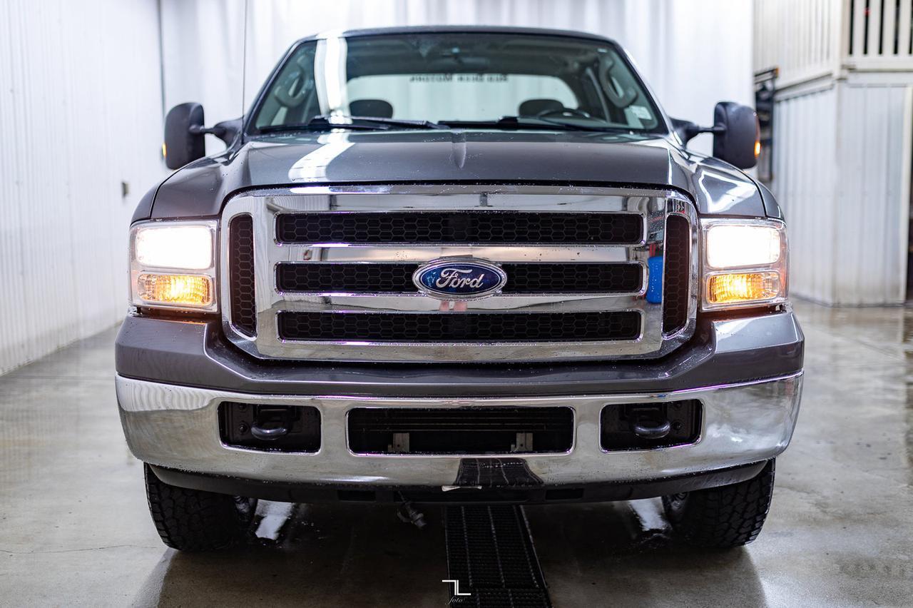 2006 Ford F-250 4x4 Super Cab XLT Red Deer AB