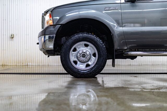 2006 Ford F-250 4x4 Super Cab XLT Red Deer AB