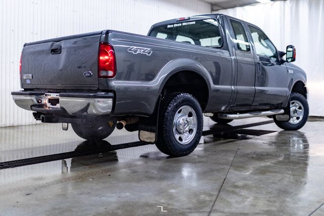 2006 Ford F-250 4x4 Super Cab XLT Red Deer AB