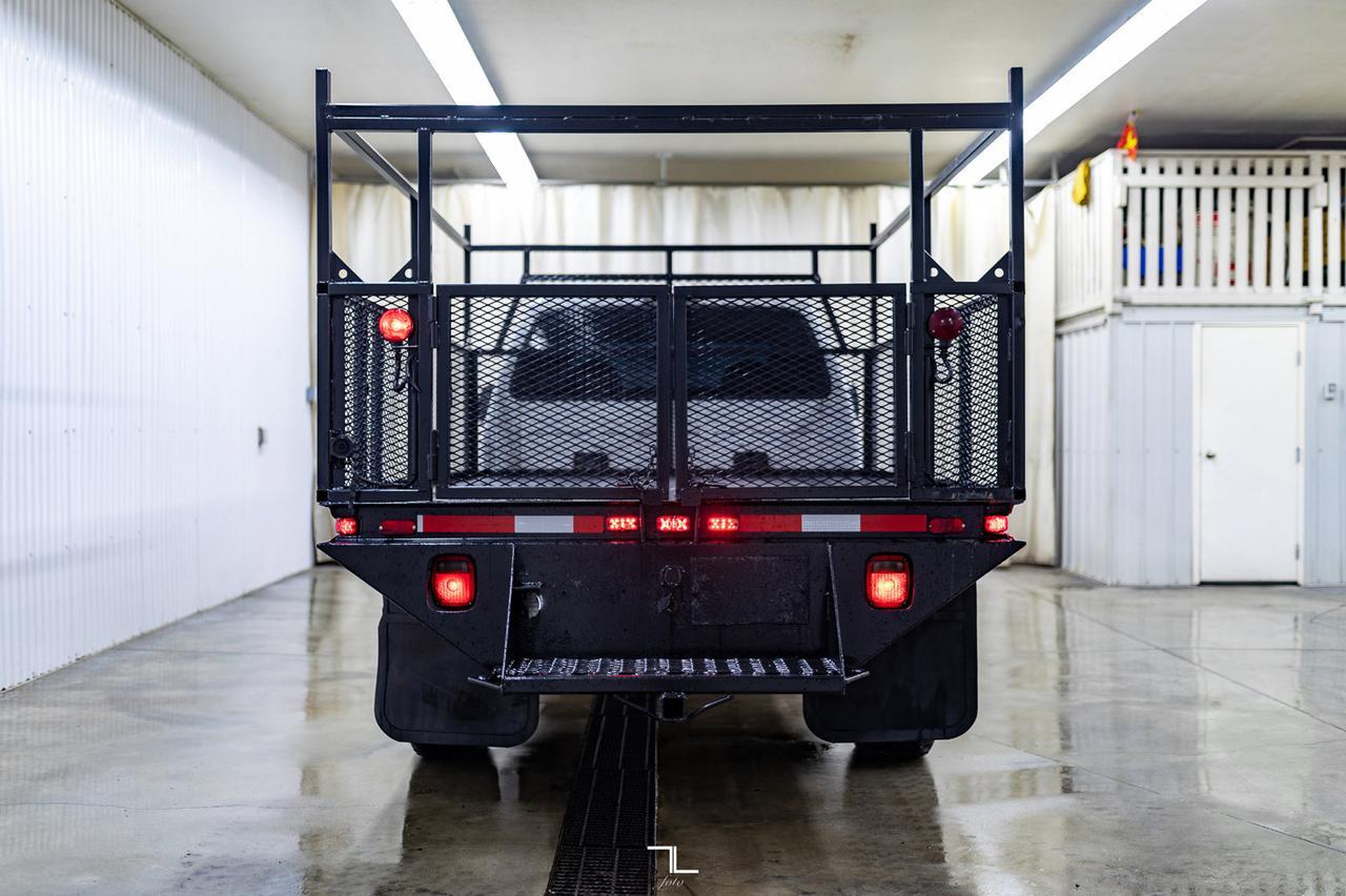 2006 Ford F-350 4x4 Crew Cab XL Deck Diesel Red Deer AB