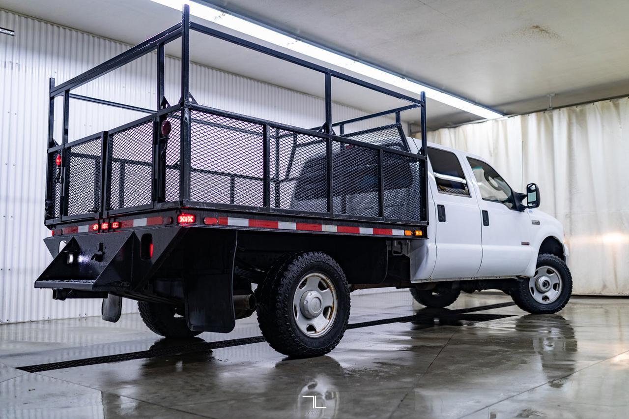 2006 Ford F-350 4x4 Crew Cab XL Deck Diesel Red Deer AB