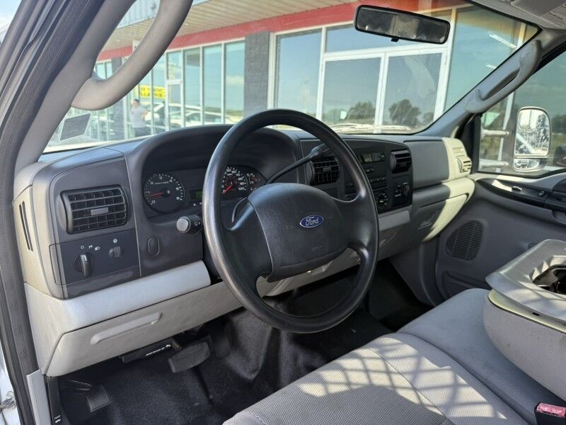 2006 Ford F-350 DRW V10 12' Stake Flatbed 58k XL Collinsville OK