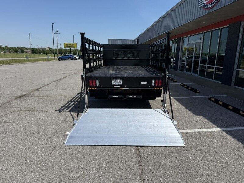 2006 Ford F-350 DRW V10 12' Stake Flatbed 58k XL Collinsville OK