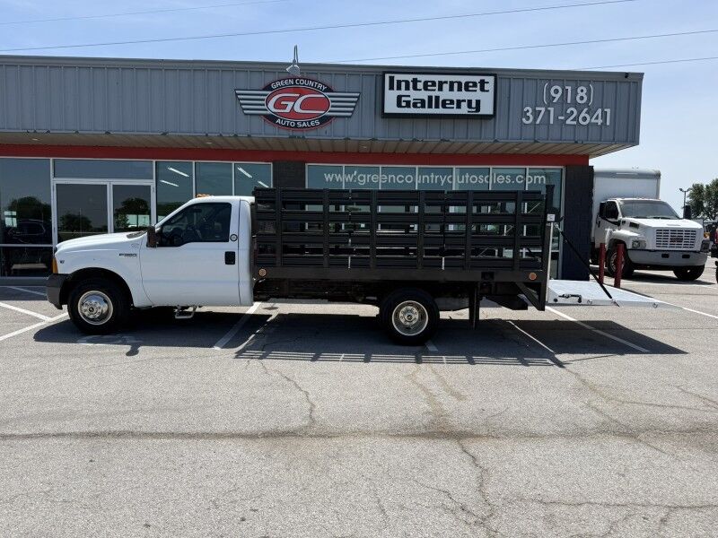 2006 Ford F-350 DRW V10 12' Stake Flatbed 58k XL Collinsville OK