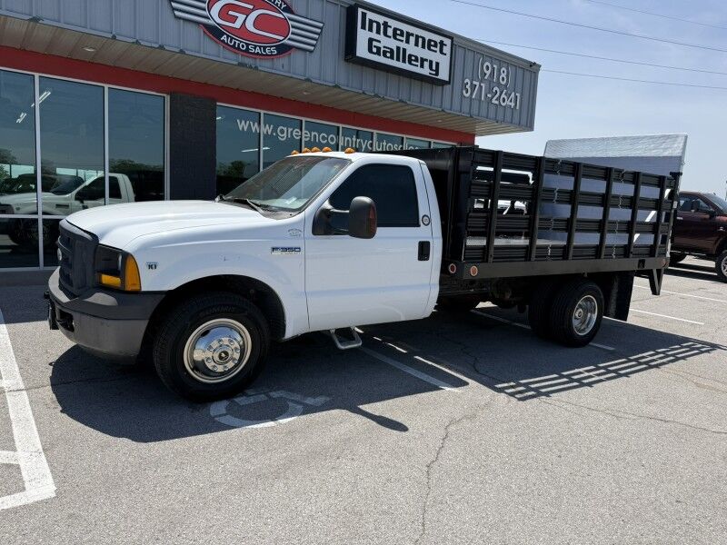 2006 Ford F-350 DRW V10 12' Stake Flatbed 58k XL Collinsville OK