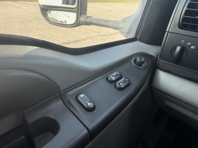 2006 Ford F-350 DRW V10 12' Stake Flatbed 58k XL Collinsville OK