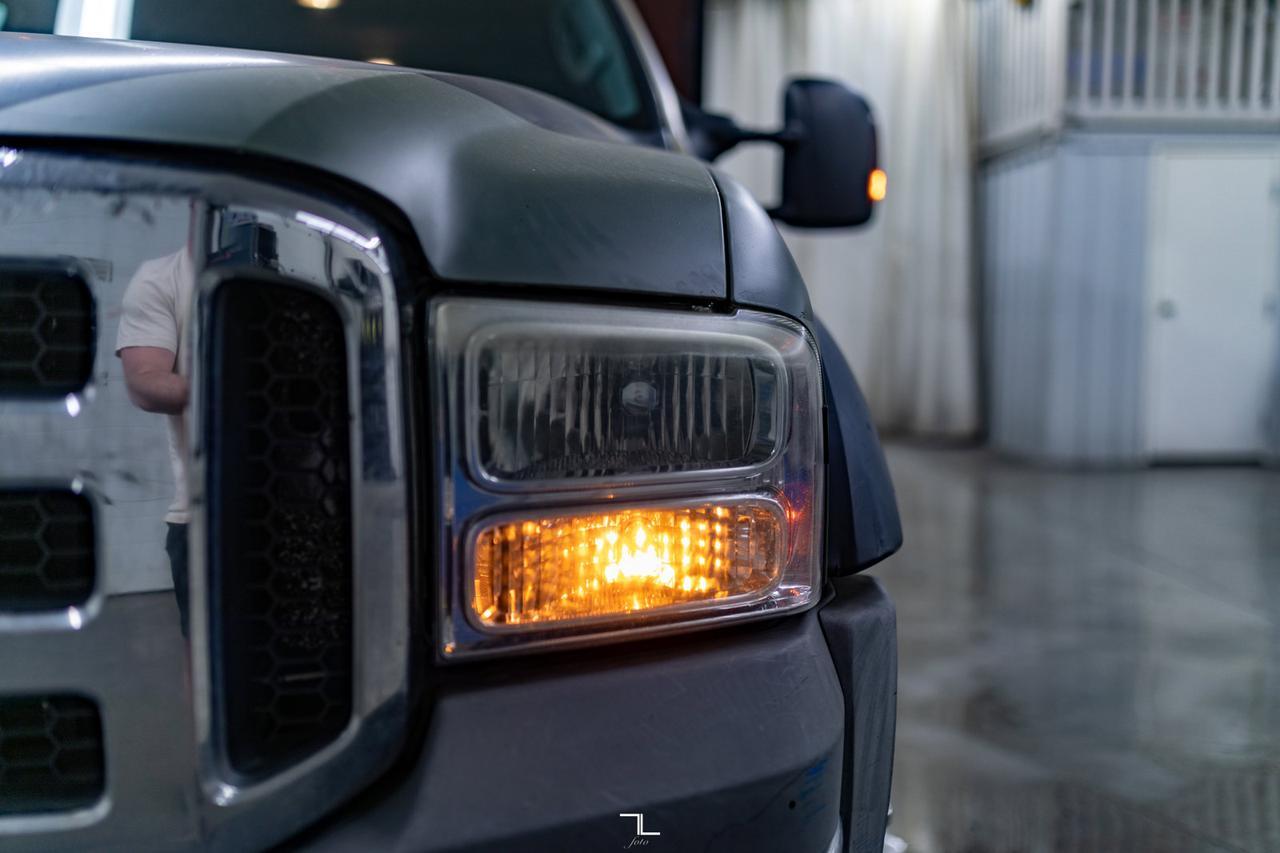2006 Ford F-550 4x2 Crew Cab XLT Dump Box Diesel Red Deer AB
