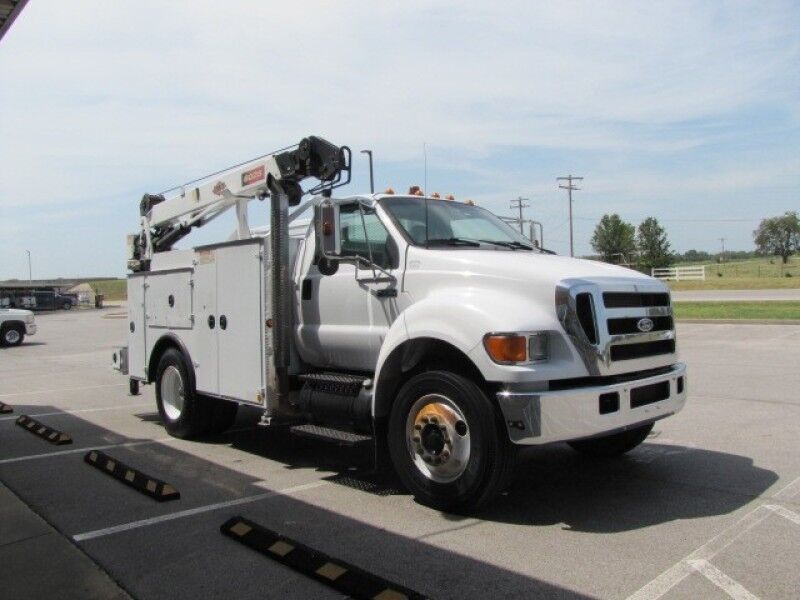 2006 Ford F-750 Collinsville OK