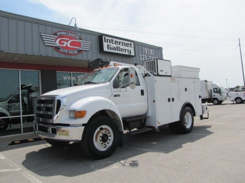 2006 Ford F-750 Collinsville OK