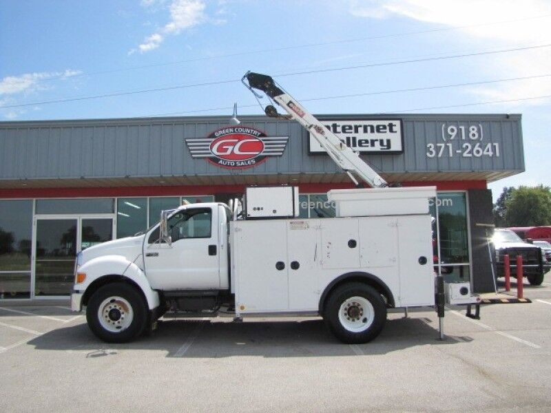 2006 Ford F-750 Collinsville OK