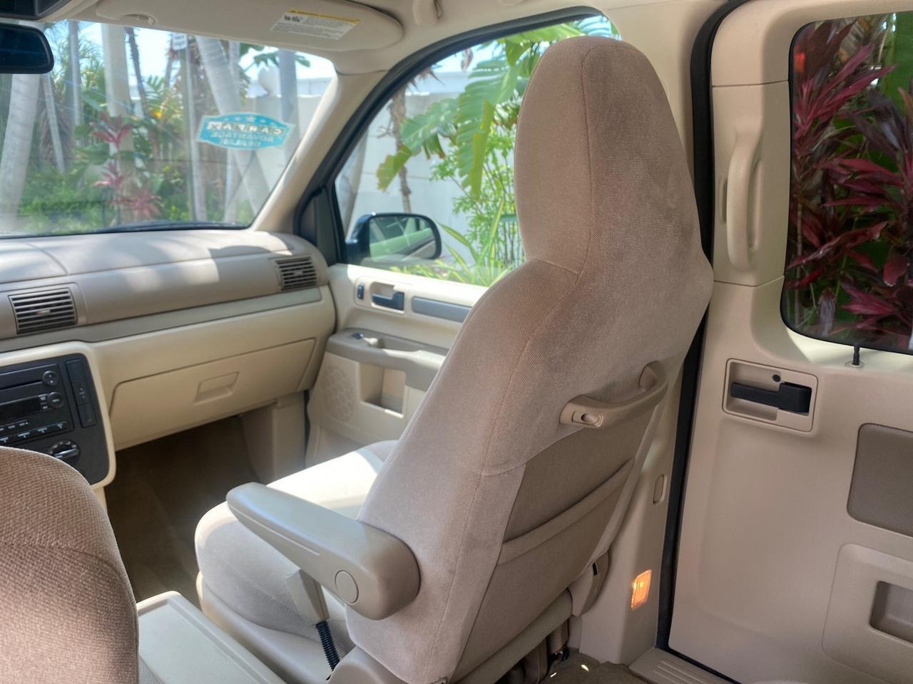 2006 Ford Freestar Wagon SE LOW MILES 57,712 Pompano Beach FL
