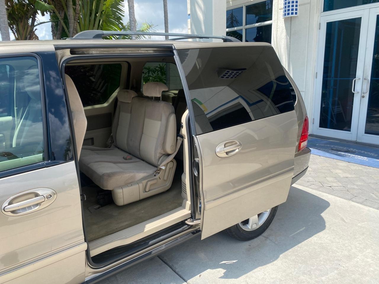2006 Ford Freestar Wagon SE LOW MILES 57,712 Pompano Beach FL