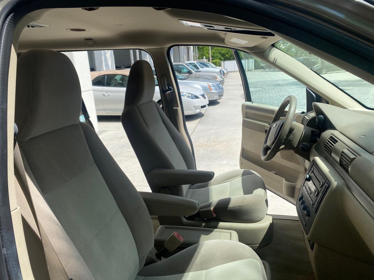 2006 Ford Freestar Wagon SE LOW MILES 57,712 Pompano Beach FL