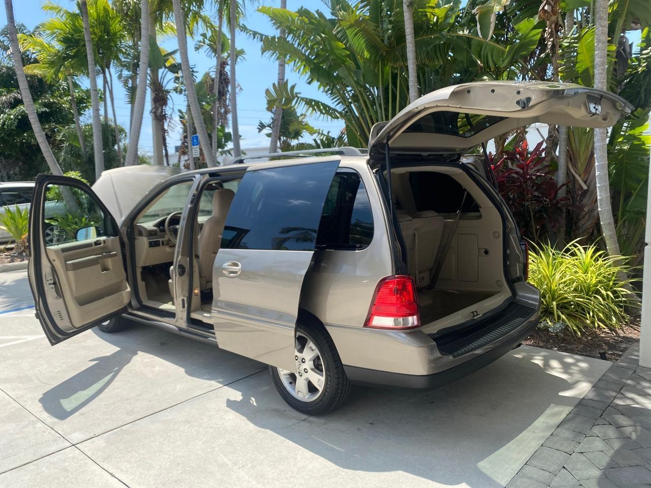 2006 Ford Freestar Wagon SE LOW MILES 57,712 Pompano Beach FL
