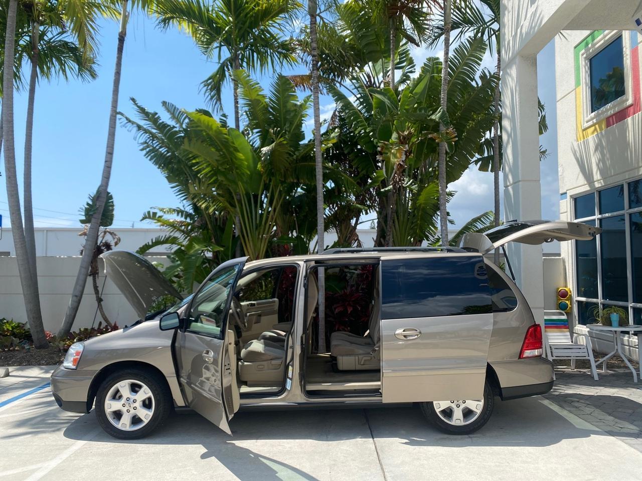 2006 Ford Freestar Wagon SE LOW MILES 57,712 Pompano Beach FL