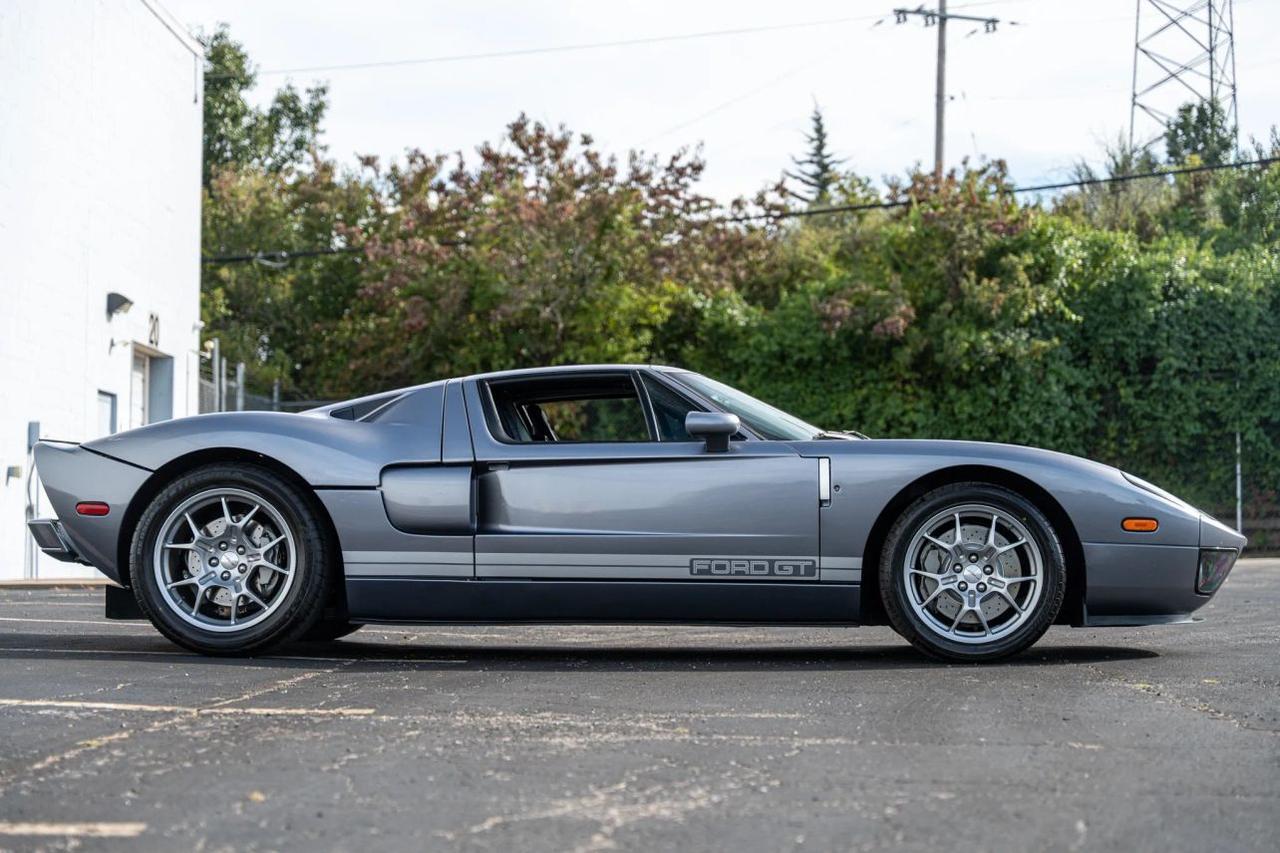2006 Ford GT Coupe 2D St. Louis MO