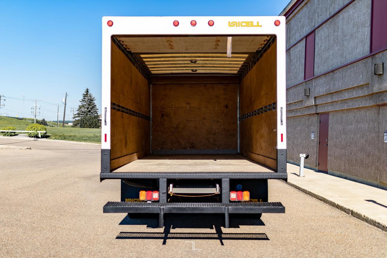 2006 Ford LCF Cube Van Diesel Red Deer AB