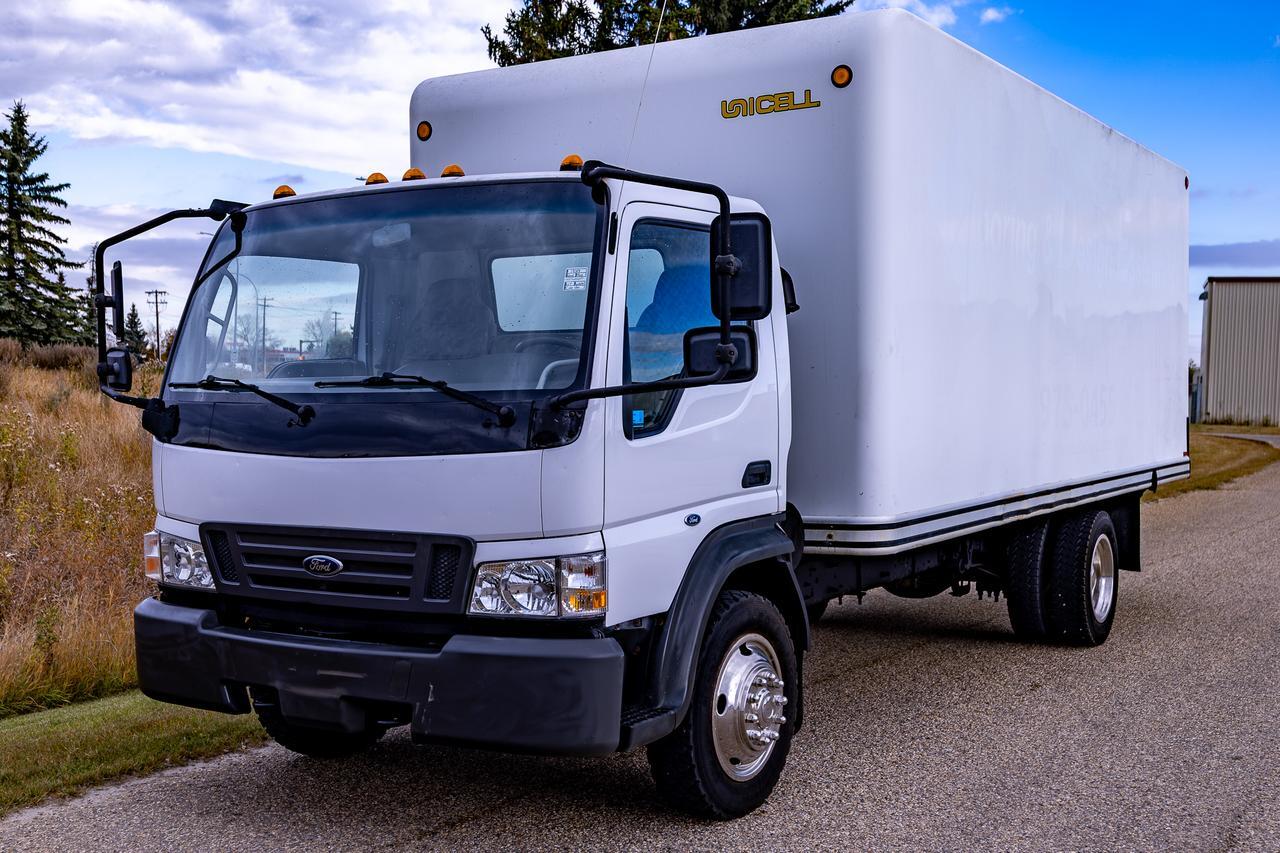 2006 Ford LCF450 Cube Van Diesel Red Deer AB
