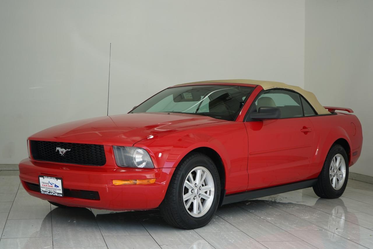 2006 Ford Mustang Convertible DELUXE AUTOMATIC CRUISE CONTROL REMOTE KEYELSS ENTRY ALLOY WHEELS Carrollton TX
