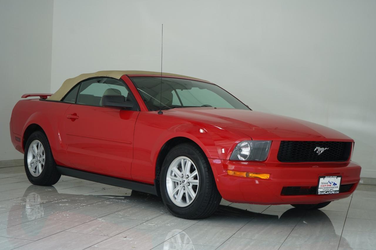 2006 Ford Mustang Convertible DELUXE AUTOMATIC CRUISE CONTROL REMOTE KEYELSS ENTRY ALLOY WHEELS Carrollton TX