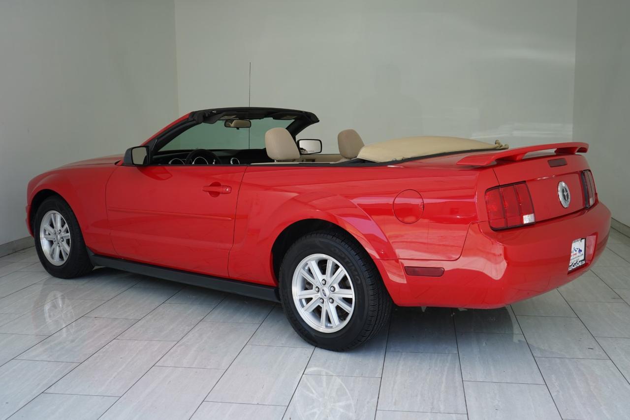 2006 Ford Mustang Convertible DELUXE AUTOMATIC CRUISE CONTROL REMOTE KEYELSS ENTRY ALLOY WHEELS Carrollton TX