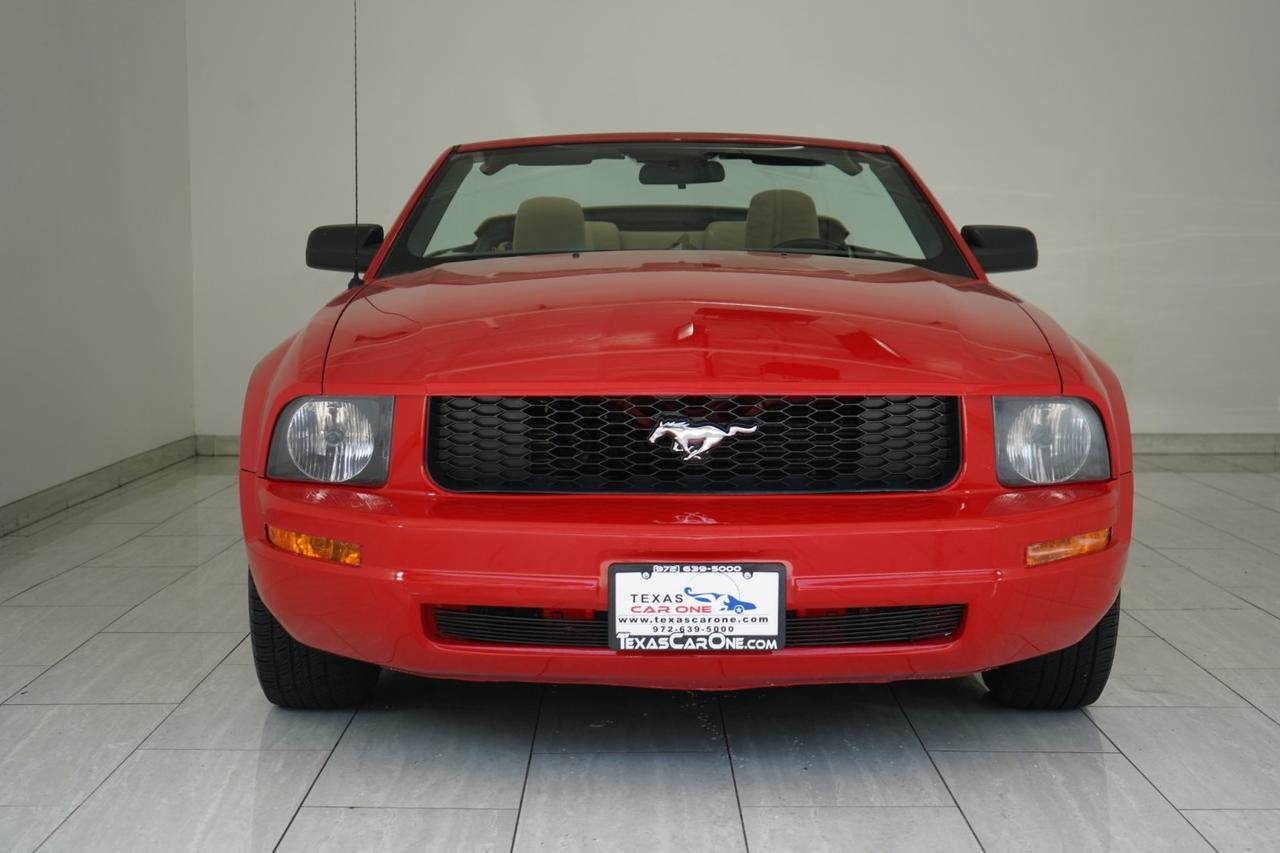 2006 Ford Mustang Convertible DELUXE AUTOMATIC CRUISE CONTROL REMOTE KEYELSS ENTRY ALLOY WHEELS