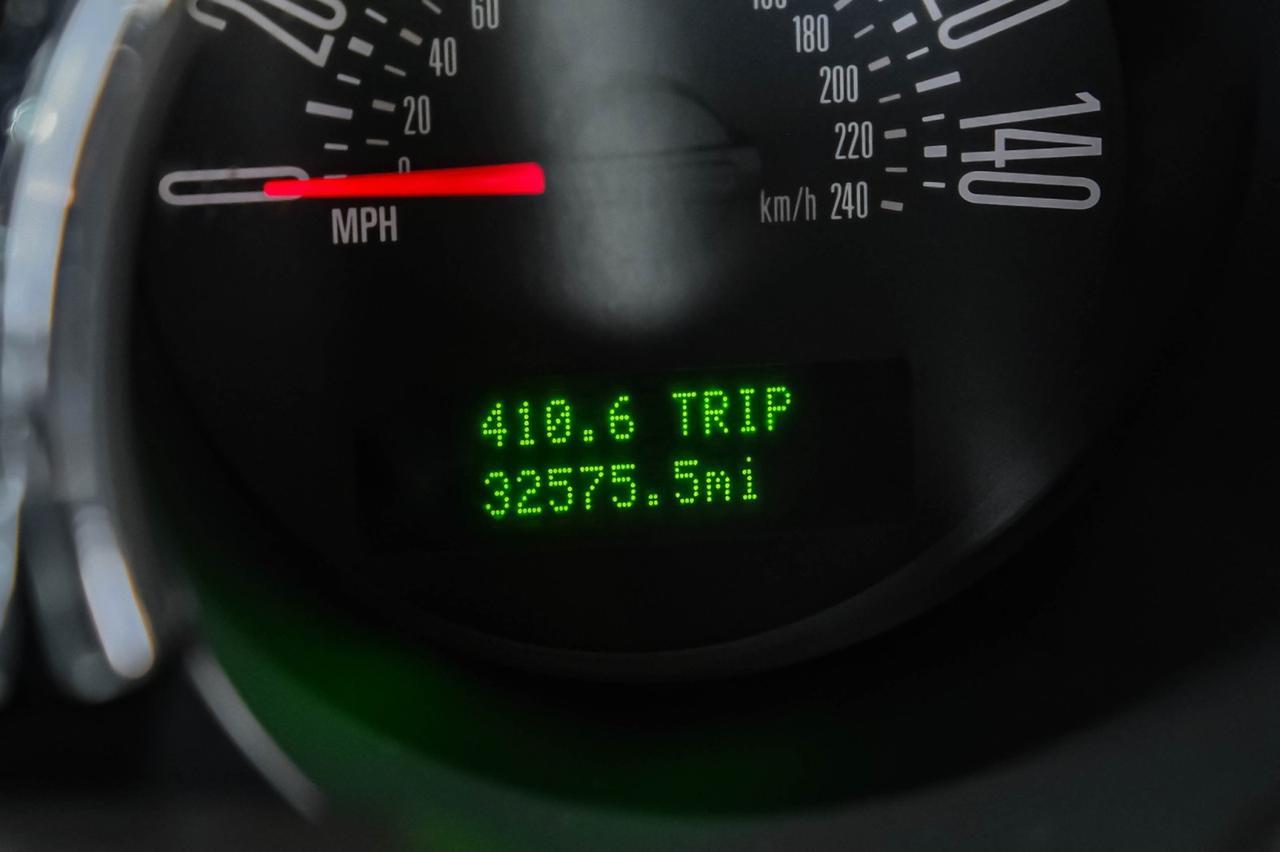 2006 Ford Mustang Convertible GT DELUXE AUTOMATIC LEATHER SEATS CRUISE CONTROL REMOTE KEYELSS Carrollton TX