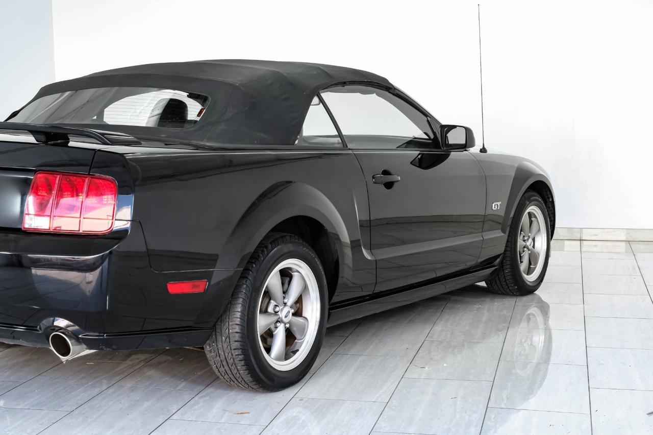 2006 Ford Mustang Convertible GT DELUXE AUTOMATIC LEATHER SEATS CRUISE CONTROL REMOTE KEYELSS Carrollton TX