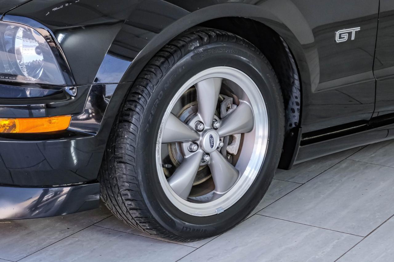 2006 Ford Mustang Convertible GT DELUXE AUTOMATIC LEATHER SEATS CRUISE CONTROL REMOTE KEYELSS Carrollton TX