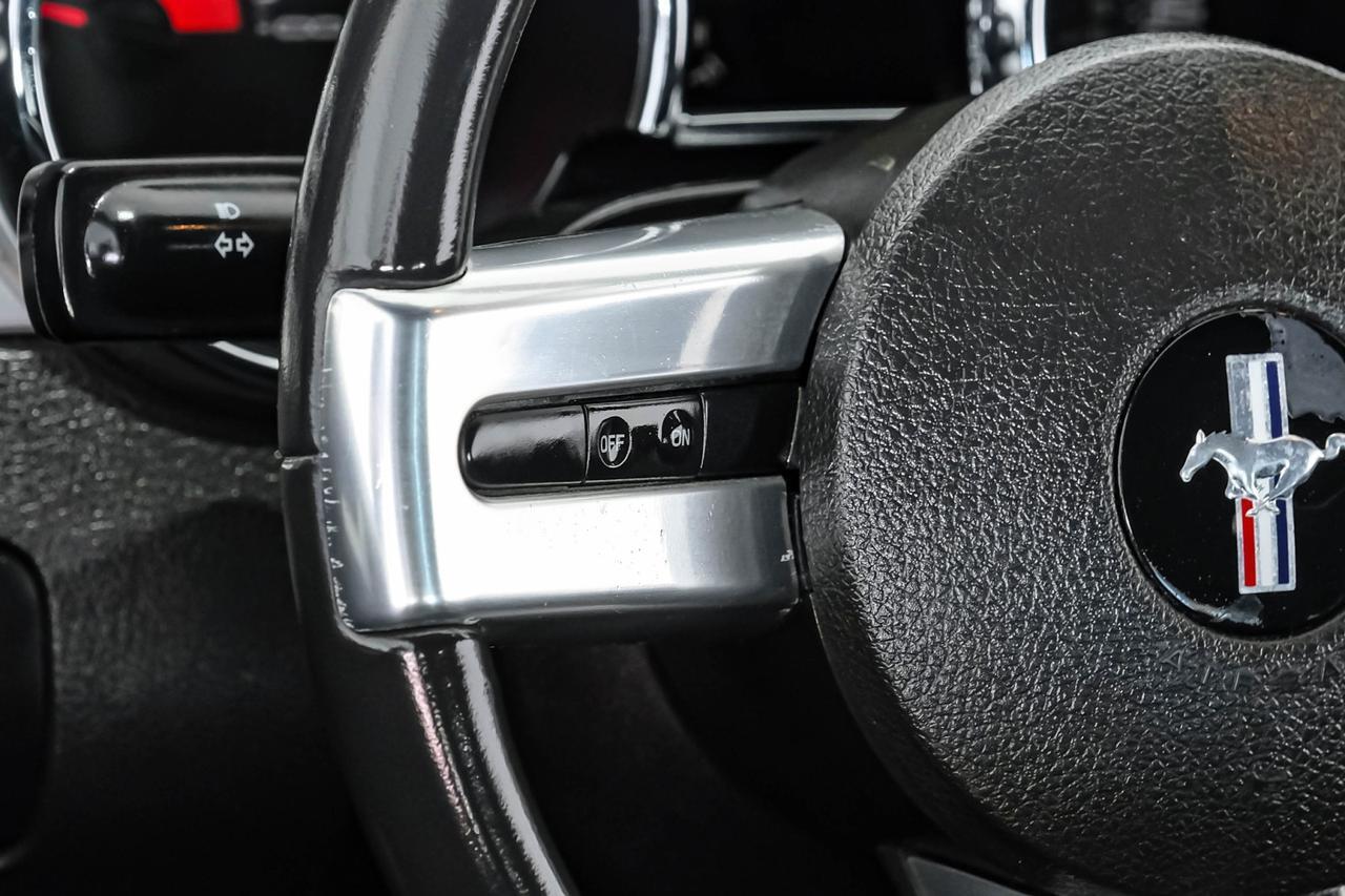 2006 Ford Mustang Convertible GT DELUXE AUTOMATIC LEATHER SEATS CRUISE CONTROL REMOTE KEYELSS Carrollton TX