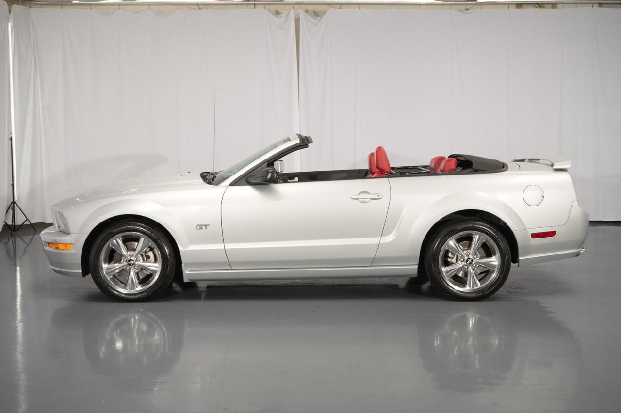 2006 Ford Mustang Convertible GT Deluxe
