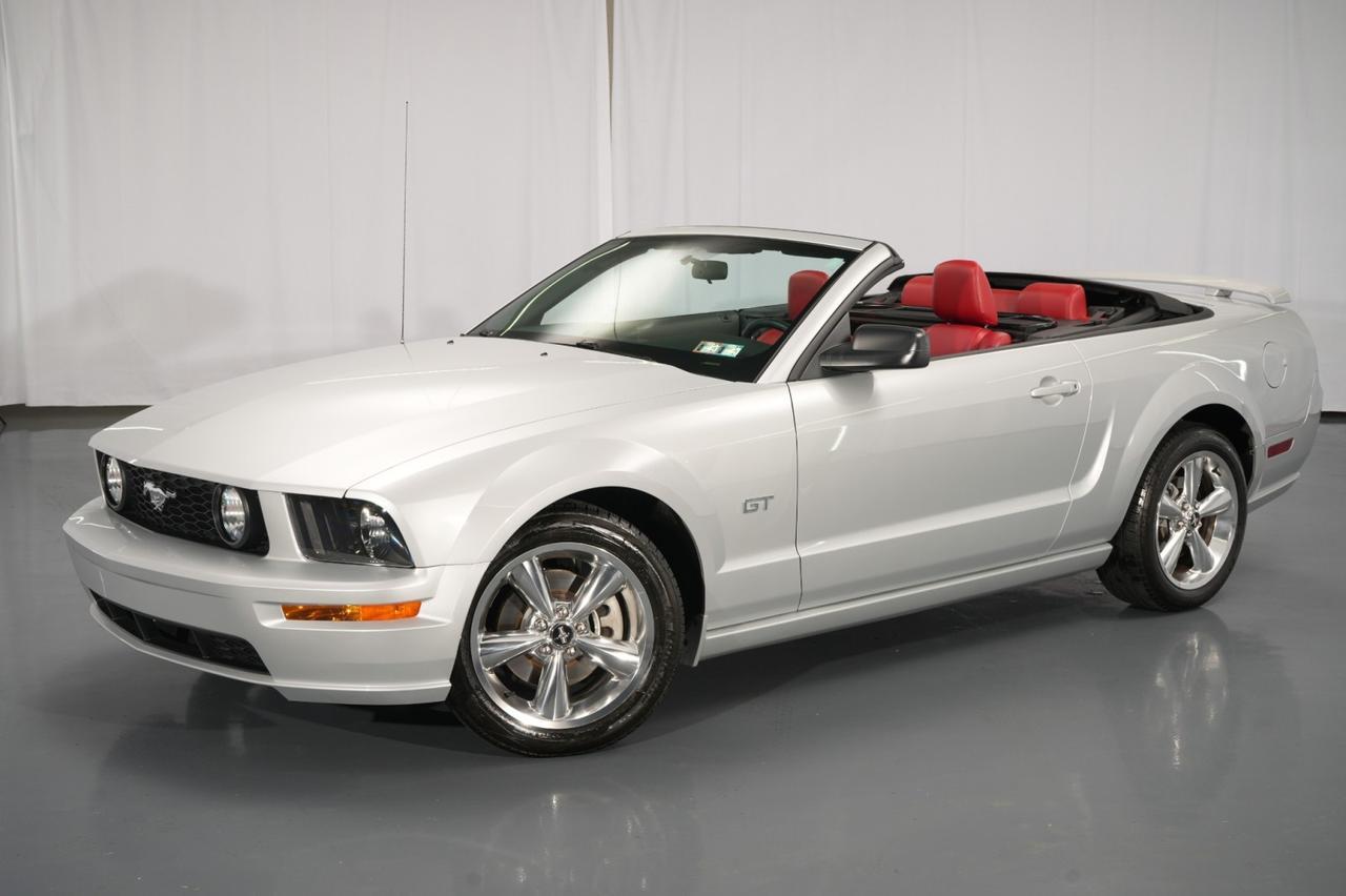 2006 Ford Mustang Convertible GT Deluxe
