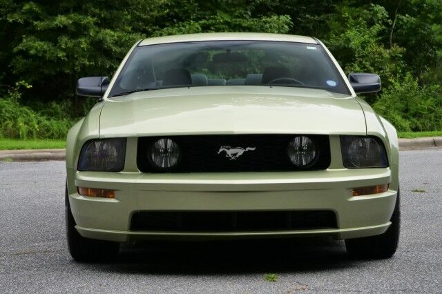 2006 Ford Mustang GT Deluxe / ROUSH Supercharger / Manual / 4.6L V8! High Point NC