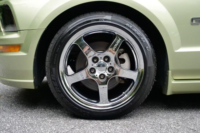 2006 Ford Mustang GT Deluxe / ROUSH Supercharger / Manual / 4.6L V8! High Point NC