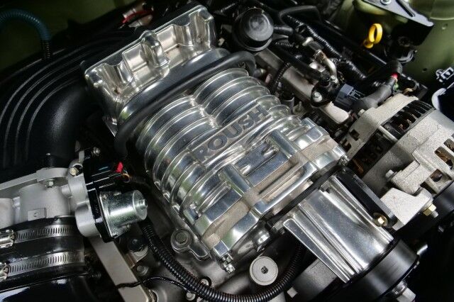 2006 Ford Mustang GT Deluxe / ROUSH Supercharger / Manual / 4.6L V8! High Point NC